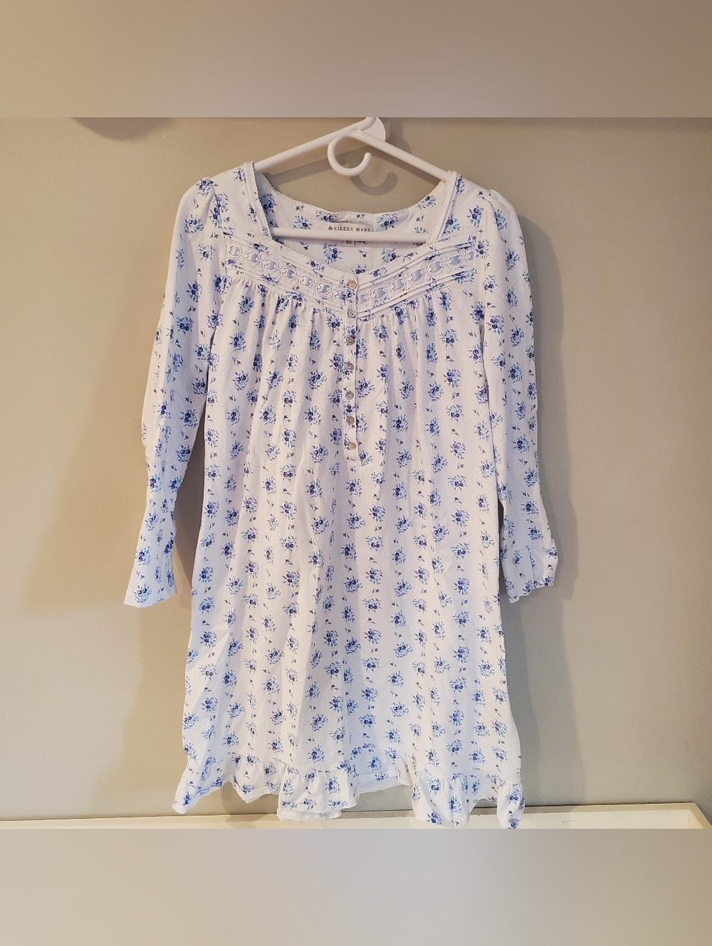 Eileen West Floral Long Sleeve Cotton Nightgown White With Blue Flowers XS